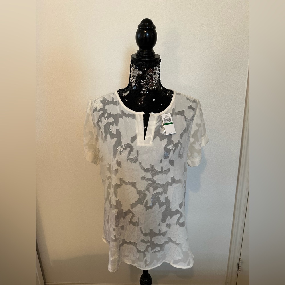 🌼Van Heusen Short Sleeve Sheer Top